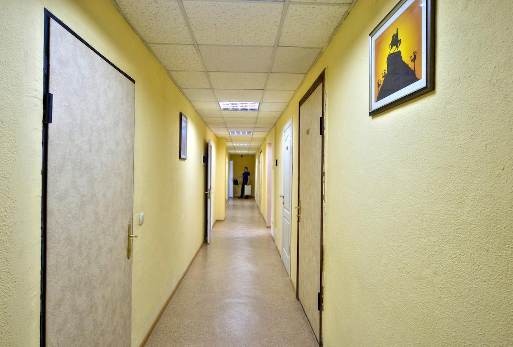 Podolski Hostel Kijów Zewnętrze zdjęcie